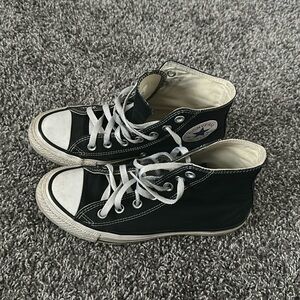 Black high top converse